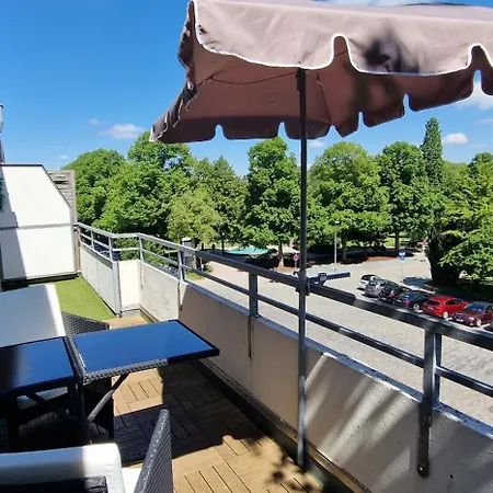 Foruz - Mit Balkon & Tg-stellplatz Apartment *