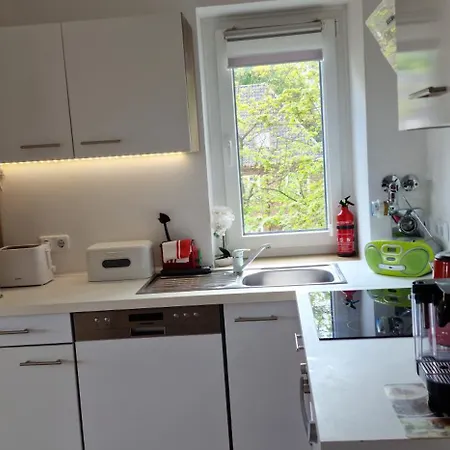 Foruz - Mit Balkon & Tg-stellplatz Apartment
