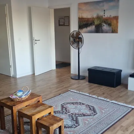 Foruz - Mit Balkon & Tg-stellplatz * Flensburg