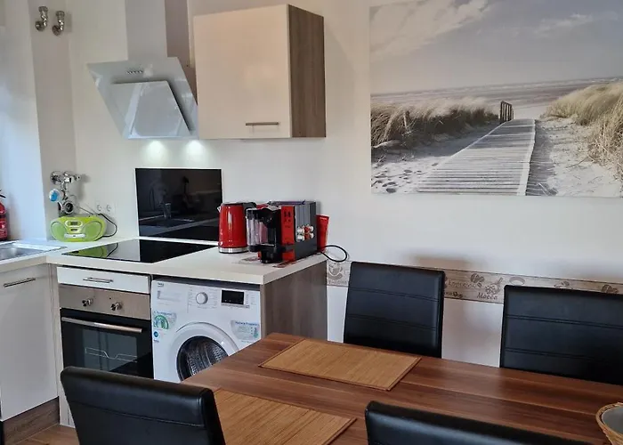 Foruz - Mit Balkon & Tg-stellplatz *