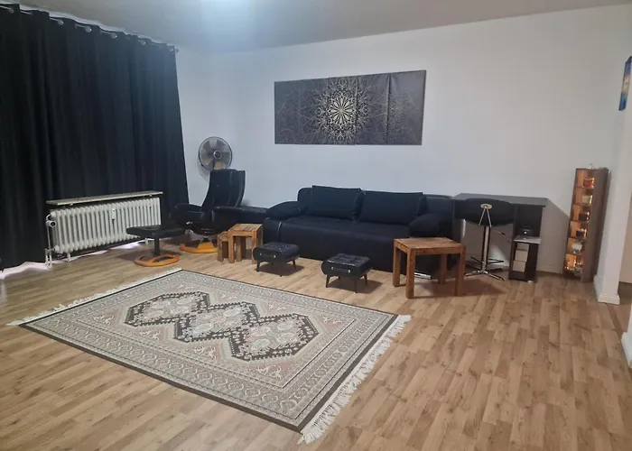 Foruz - Mit Balkon & Tg-stellplatz *