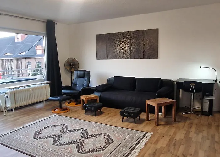 Foruz - Mit Balkon & Tg-stellplatz Flensburg